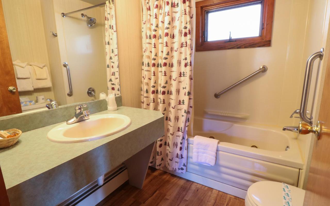 Mcgregor Mountain Lodge